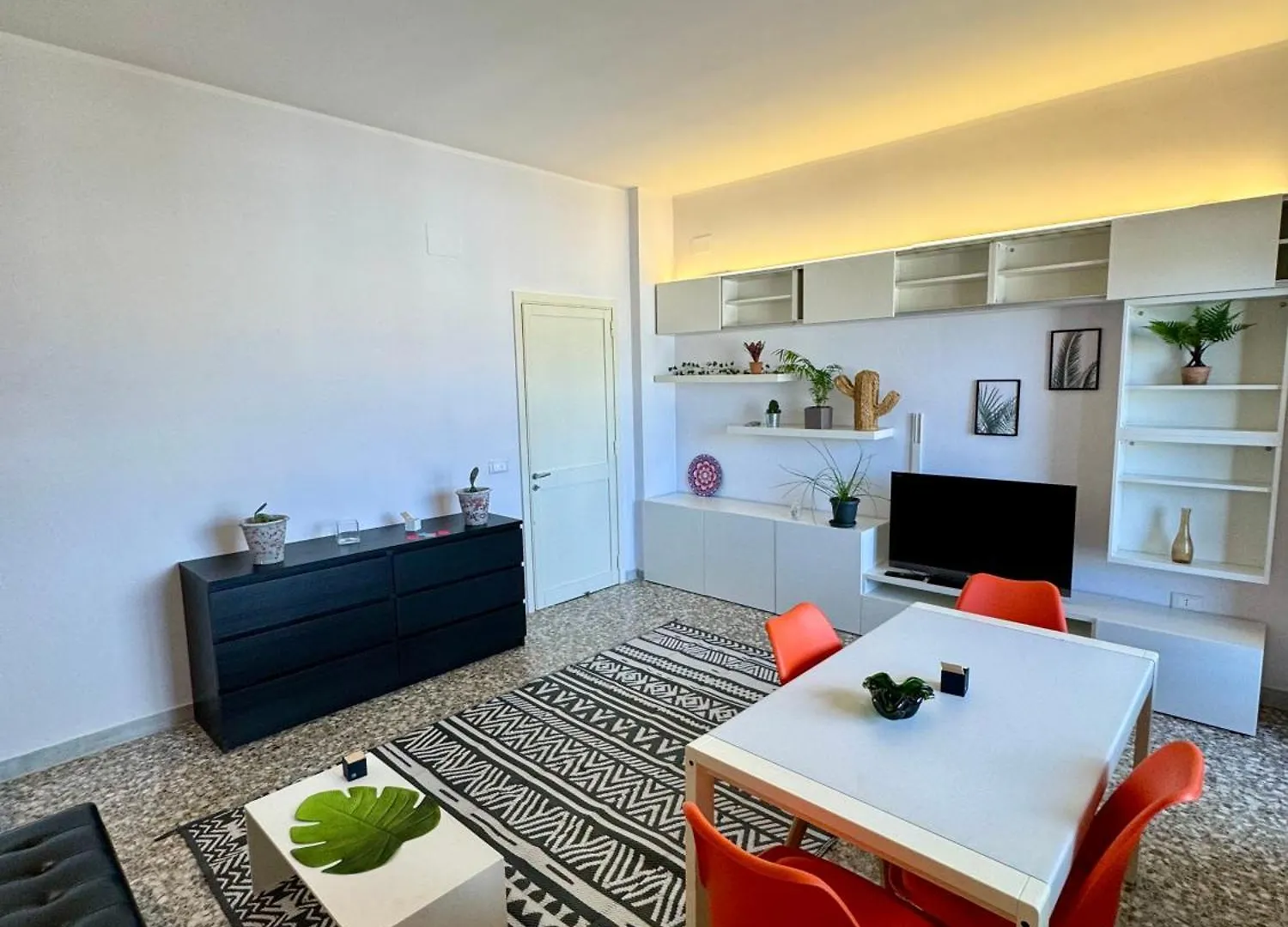 4 Balconi House- Appartamento Moderno A Lecce