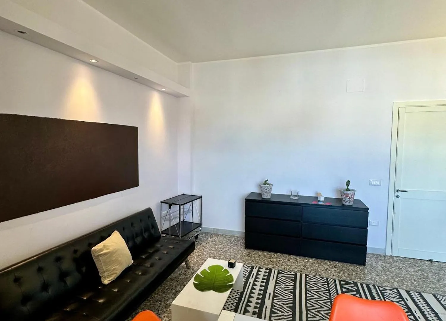 4 Balconi House- Appartamento Moderno A Lecce Italia