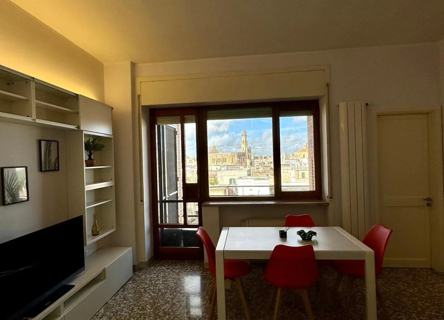 4 Balconi House- Appartamento Moderno A Lecce