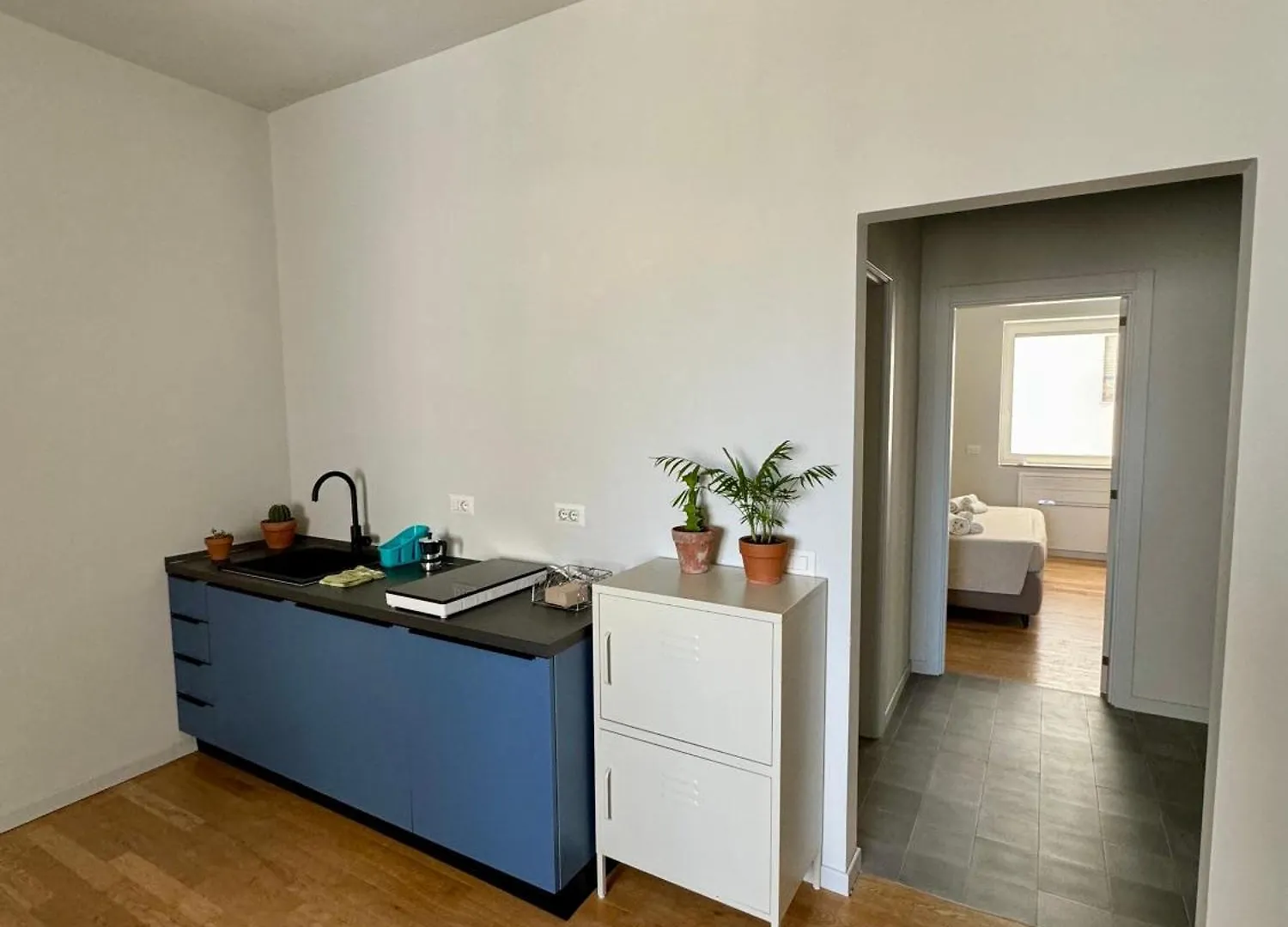 4 Balconi House- Appartamento Moderno A Lecce 0*,  Italy